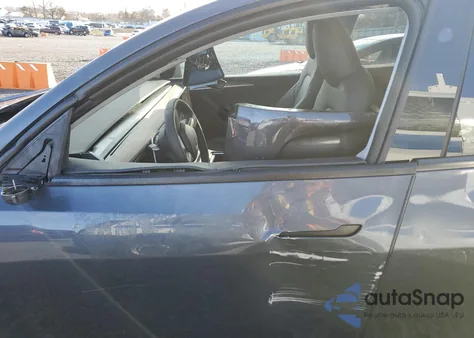 2023 Tesla Model Y z USA, uszkodzony, nr VIN 7SAYGDEE4PF899390